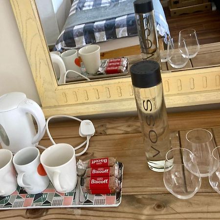 Newry Premium B&B Екстер'єр фото