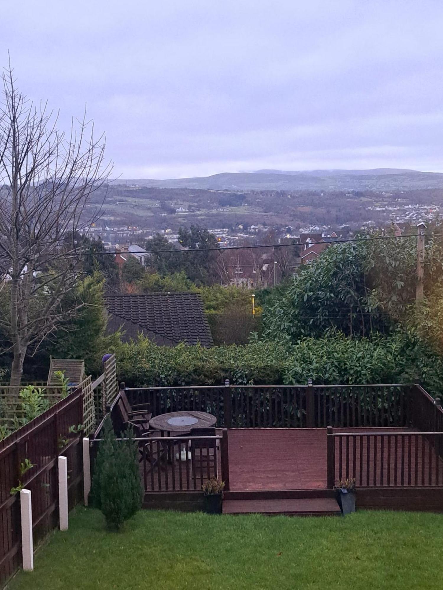 Newry Premium B&B Екстер'єр фото